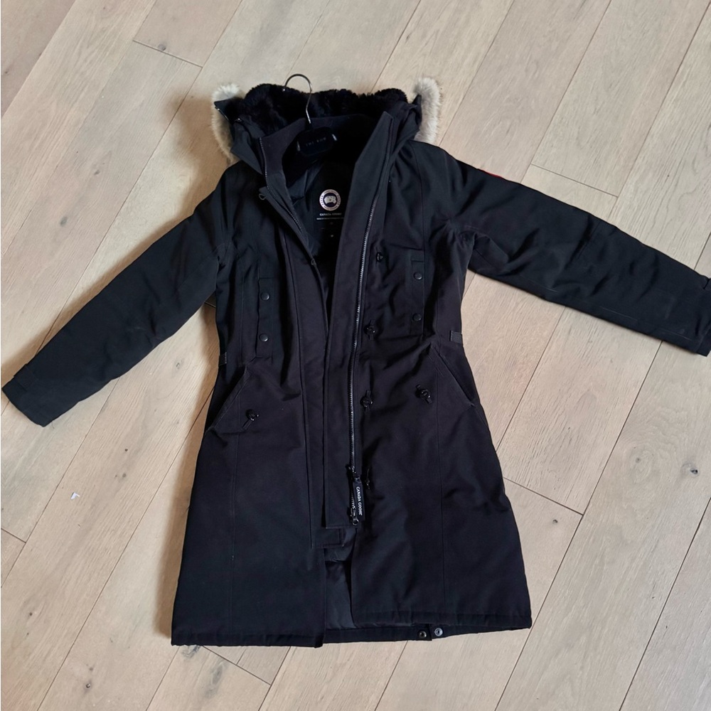 Authentic Canada Goose Kensington Down Parka with Fur hood S